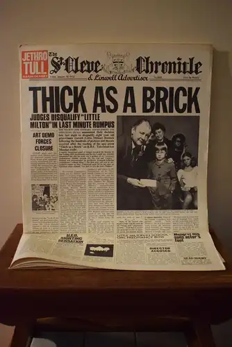 Jethro Tull ‎– Thick As A Brick "Absolutes Sammlerstück zweite Pressung der original Newspaper Version , UK 1973, sehr gut erhalten "