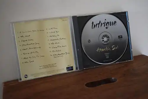 Intrigue ‎– Acoustic Soul
