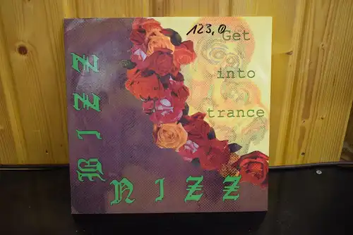 Bizz Nizz – Get Into Trance