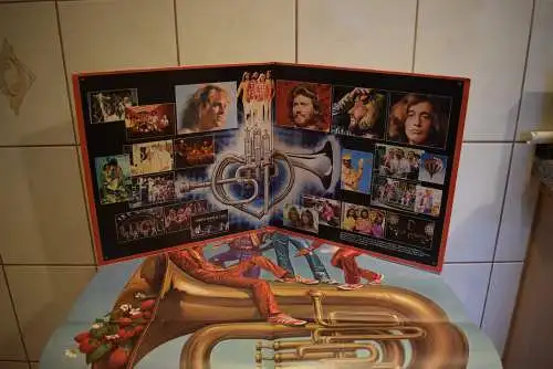  Sgt. Pepper's Lonely Hearts Club Band (The Original Motion Picture Soundtrack)