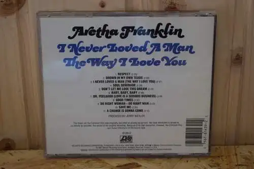 Aretha Franklin ‎– I Never Loved A Man The Way I Love You