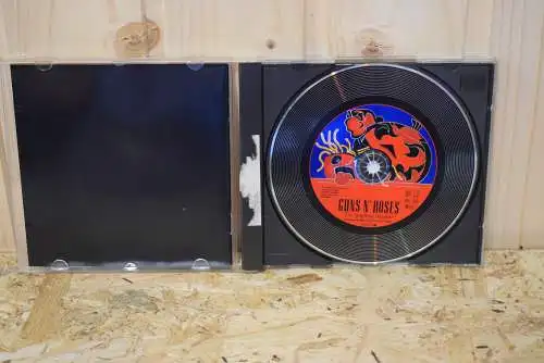 Guns N' Roses ‎– "The Spaghetti Incident?"