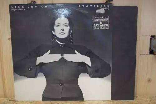 Lene Lovich – Stateless