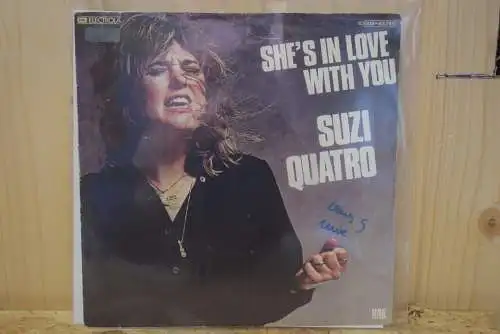 Suzi Quatro ‎– She's In Love With You