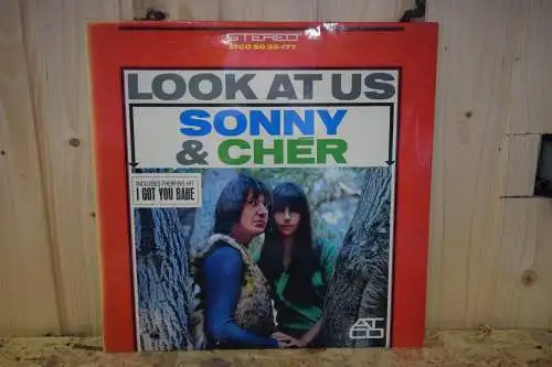 Sonny & Chér ‎– Look At Us