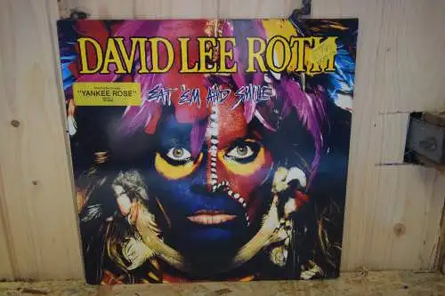 David Lee Roth ‎– Eat 'Em And Smile