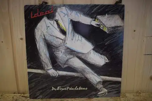 Ideal  – Der Ernst Des Lebens