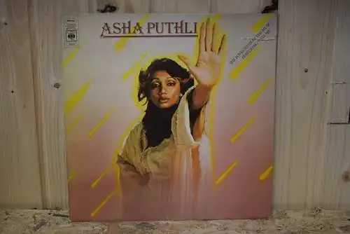 Asha Puthli ‎– She Loves To Hear The Music