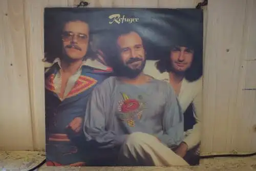 Refugee  – Refugee