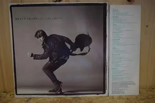 Bryan Adams – Cuts Like A Knife