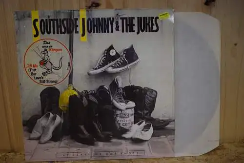 Southside Johnny And The Jukes ‎– At Least We Got Shoes