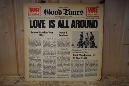 War Featuring Eric Burdon ‎– Love Is All Around