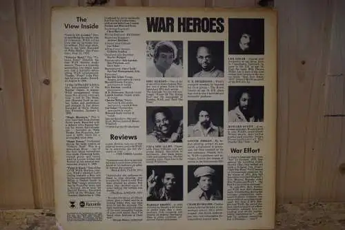 War Featuring Eric Burdon ‎– Love Is All Around