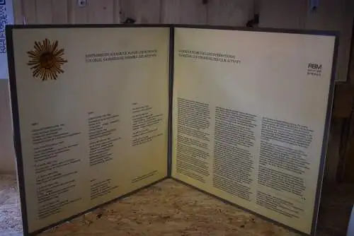 "Sol Omnibus Lucet" - Lions Helfen