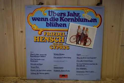 Friedel Hensch Und Die Cyprys ‎– Übers Jahr, Wenn Die Kornblumen Blühen