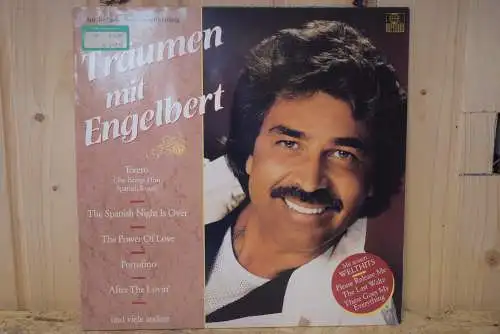 Engelbert ‎– Träumen Mit Engelbert