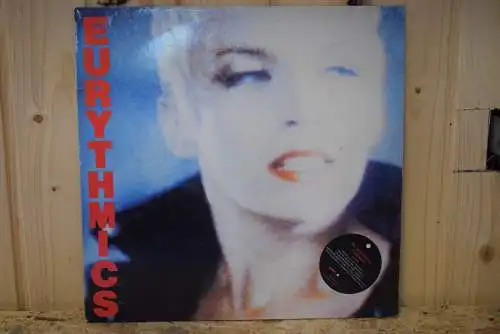 Eurythmics – Be Yourself Tonight