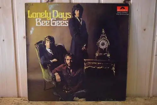 Bee Gees – Lonely Days