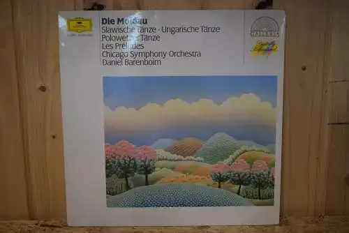 Chicago Symphony Orchestra, Daniel Barenboim ‎– Die Moldau • Ungarische Tänze • Hungarian Dances • Les Préludes • Slawische Tänze • Slavonic Dances