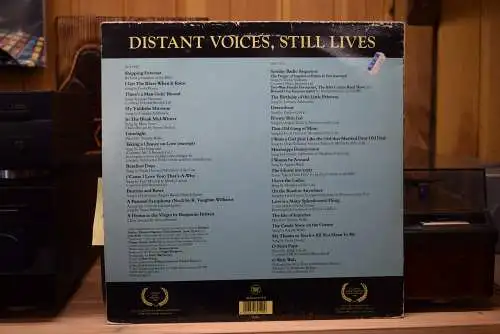 Distant Voices, Still Lives