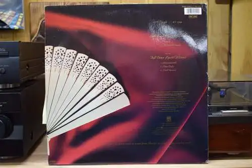 Tramaine ‎– Fall Down (Spirit Of Love)