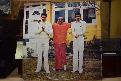 Carlos Santana / Mahavishnu John McLaughlin ‎– Love Devotion Surrender