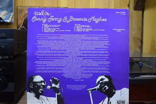 Sonny Terry & Brownie McGhee ‎– Walk On