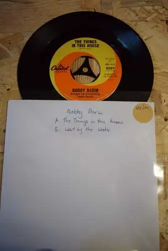 Bobby Darin ‎– The Things In This House / Wait By The Water