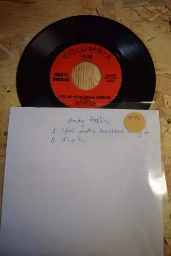 Marty Robbins ‎– It's A Sin / I Feel Another Heartbreak Coming On