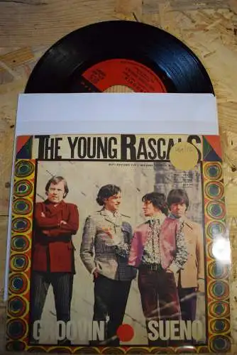 The Young Rascals ‎– Groovin' / Sueno