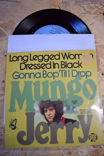 Mungo Jerry ‎– Long Legged Woman Dressed In Black / Gonna bop til I drop