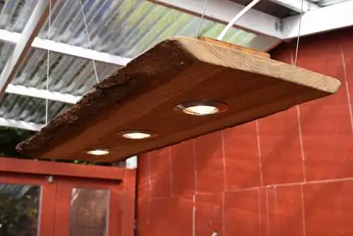 Deckenleuchte Eiche mit Rinde  , 3 LEDs dimmbar , 69cm Länge ,Oberfläche geölt (Leinoelfinis)