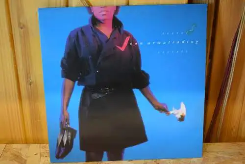 Joan Armatrading ‎– Secret Secrets