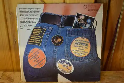 Hello ‎– Keeps Us Off The Streets