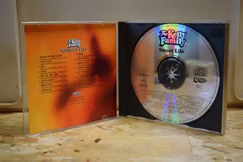 The Kelly Family ‎– Street Life