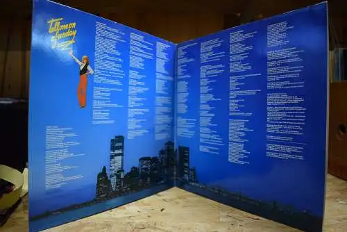 Marti Webb ‎– Tell Me On A Sunday