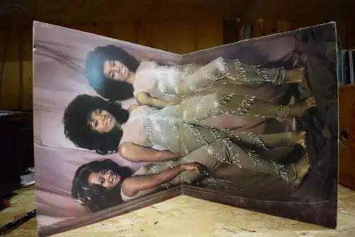 The Three Degrees ‎– The Three Degrees