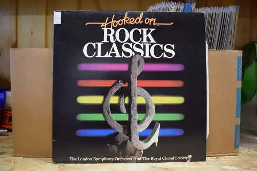 The London Symphony Orchestra And The Royal Choral Society ‎– Hooked On Rock Classics