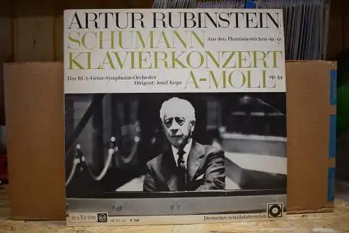 Schumann, RCA Victor Symphony Orchestra, Rubinstein, Krips ‎– Schumann Klavierkonzert A-Moll Op.54 - Aus Den Phantasiestücken Op.12