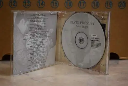 Elvis Presley ‎– Love Songs