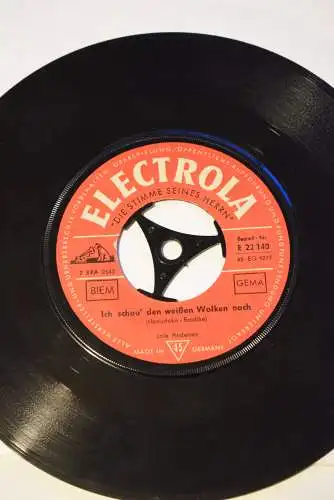 Lale Andersen ‎– Ich Schau Den Weißen Wolken Nach / Fern , So fern von hier 