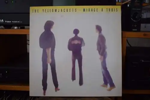 The Yellowjackets ‎– Mirage À Trois