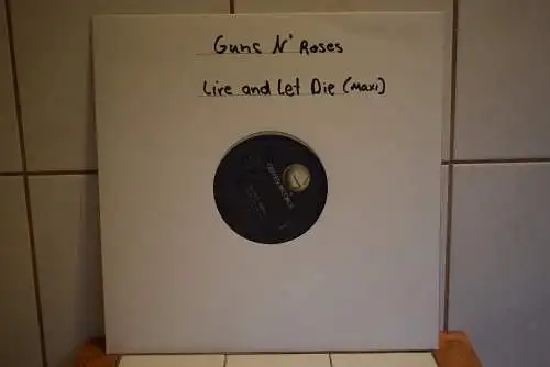 Guns N' Roses ‎– Live And Let Die