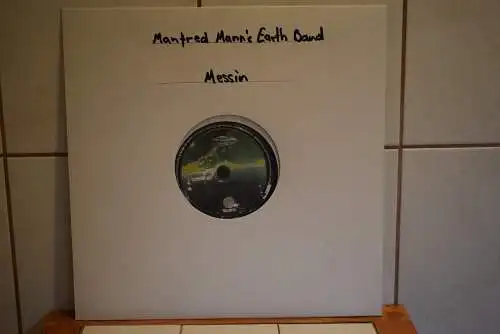 Manfred Mann's Earth Band ‎– Messin'