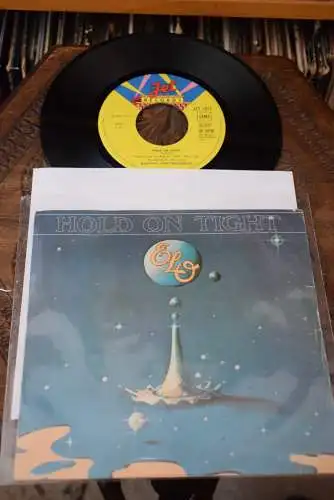 Electric Light Orchestra ‎– Hold On Tight / When Time Stood Still