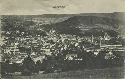[Echtfotokarte schwarz/weiß] AK Lörrach Ortsansicht Feldpost + Zensur 1917. 