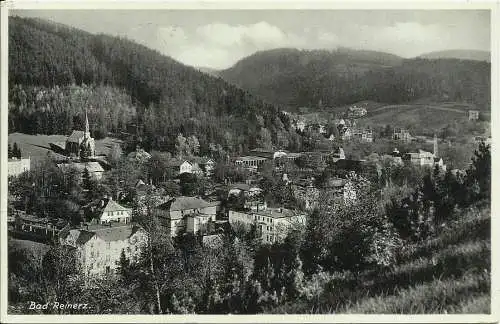 [Echtfotokarte schwarz/weiß] 2  AKs Bad Reinerz,  Niederschlesien / Duszniki-Zdroj - Ortsansicht + Brunnen-Kasino. 
