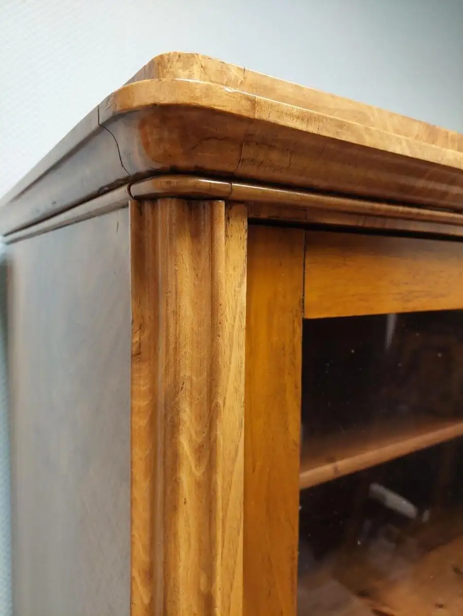 Vitrine | Biedermeier | Nussbaum I Antik 7