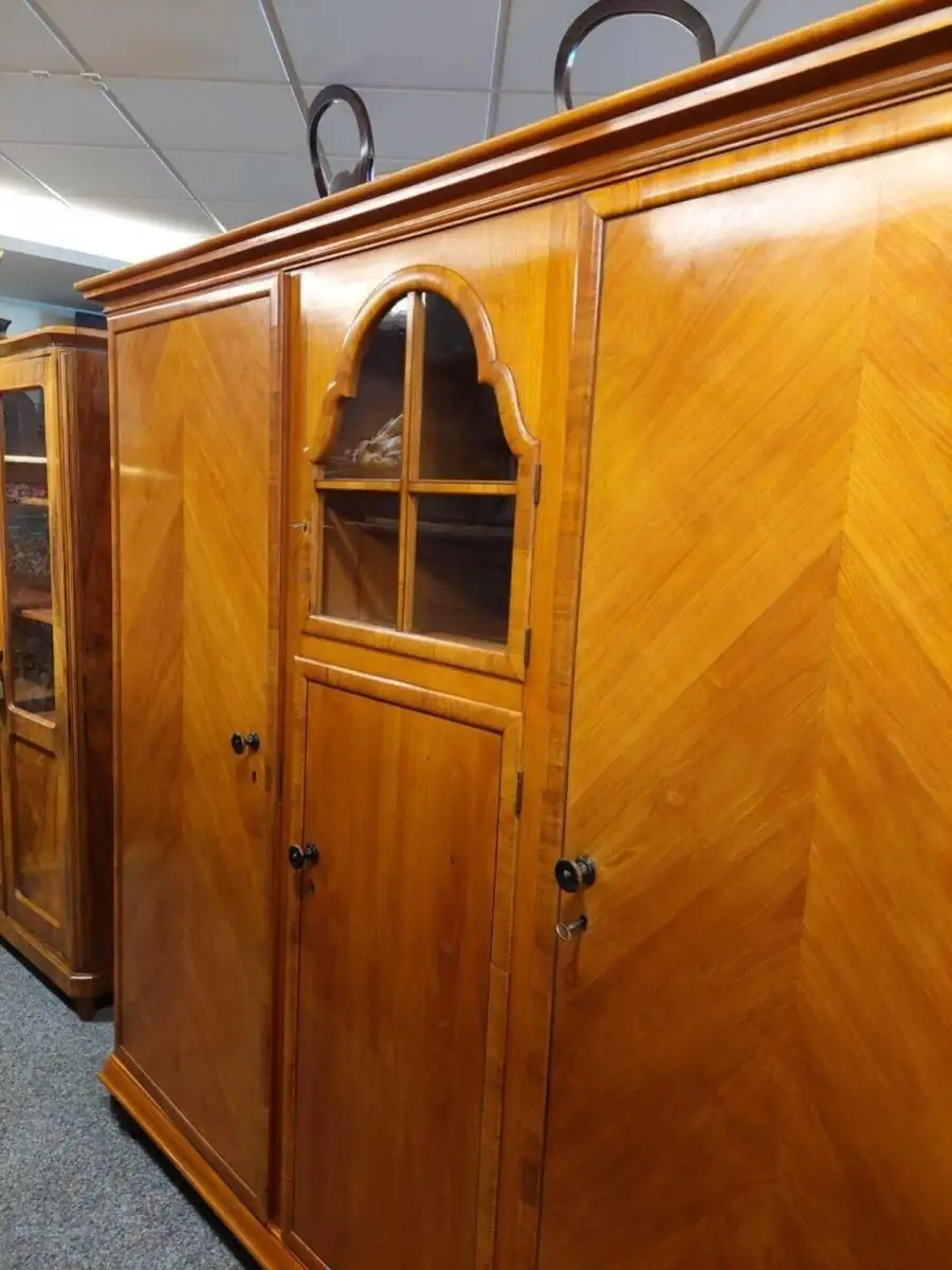 Kleiderschrank | Kirschholz | Antik 0