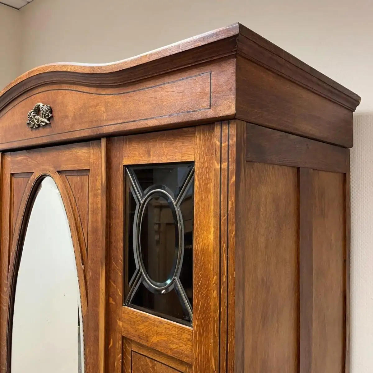 Kleiderschrank I Antik I Jugendstil I Bleiverglasung I Messing 1